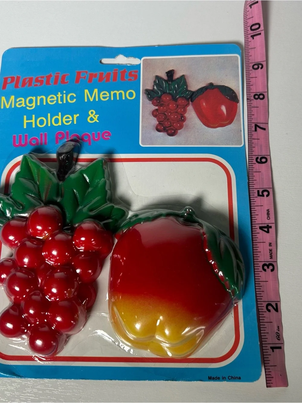 Large 3D Fruit Magnets Grapes Apple Retro Kitchen Wall Plaque Memo Holders NOS